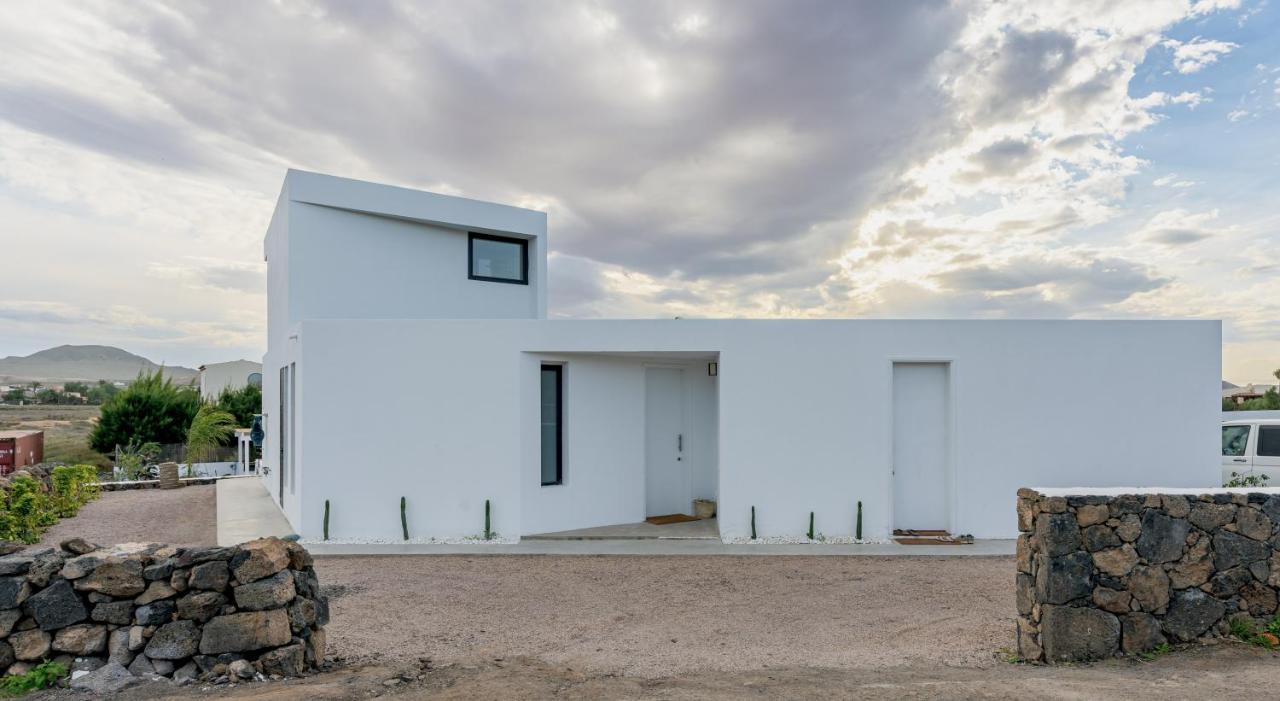 Villa Elena, Luxery Villa With Swimming Pool! Lajares Bagian luar foto