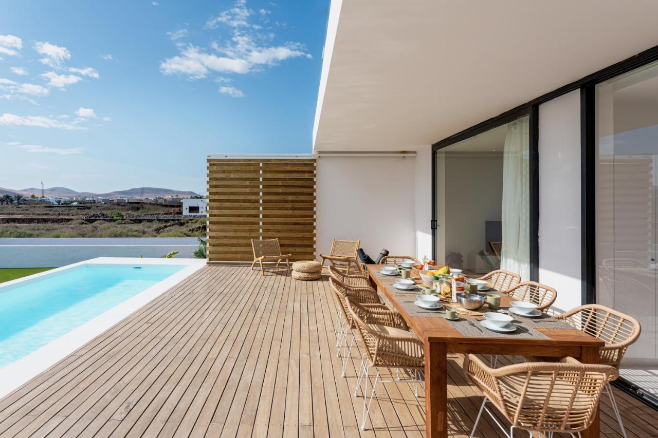 Villa Elena, Luxery Villa With Swimming Pool! Lajares Bagian luar foto