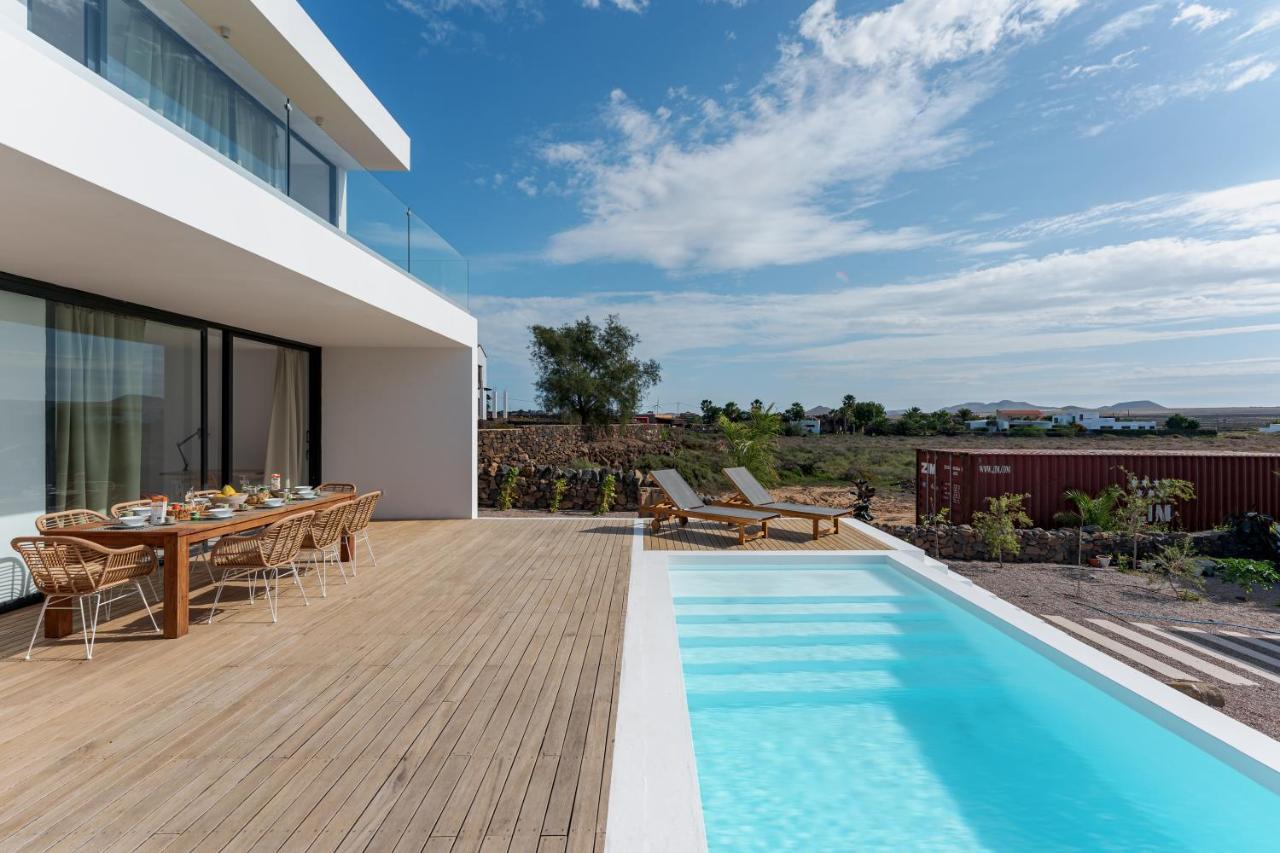 Villa Elena, Luxery Villa With Swimming Pool! Lajares Bagian luar foto